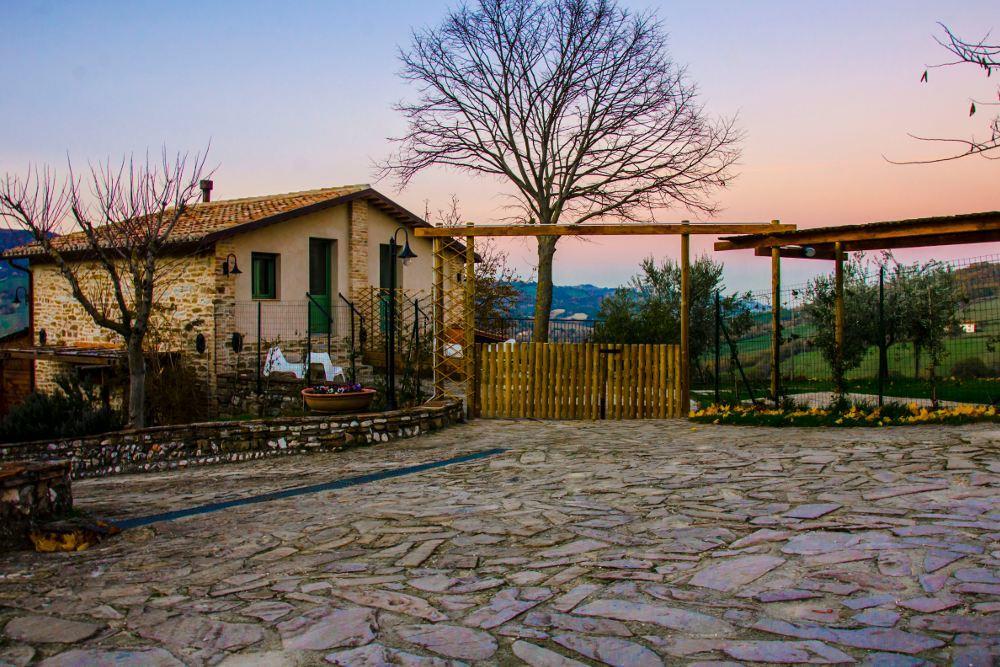 Le Voltarelle Bed & Breakfast Bed and Breakfast Serra San Quirico Exterior foto